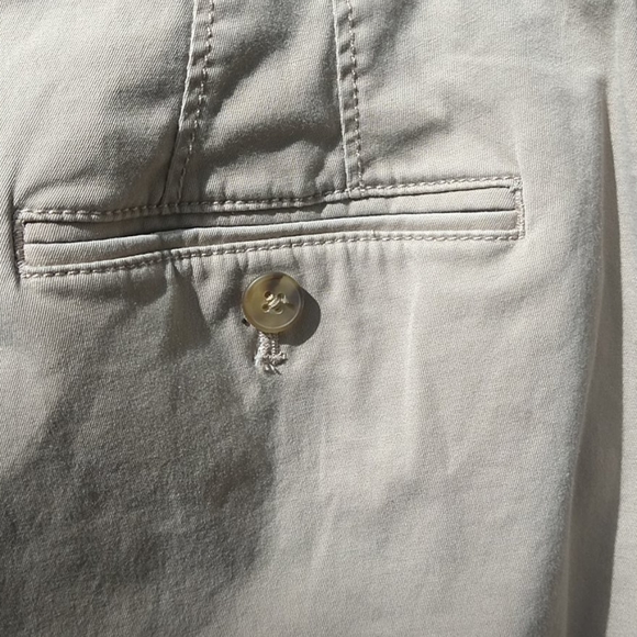 Chino shorts - Picture 3 of 5